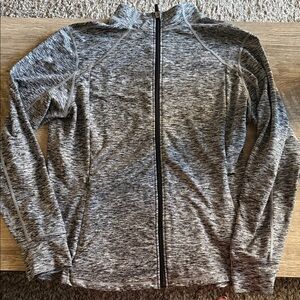 Amazon Essentials Women’s Heathered Zip-Up Sweater